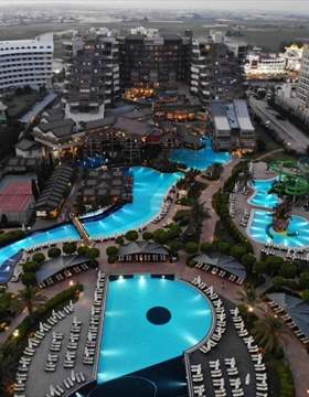 فندق ليماك لارا دي لوكس