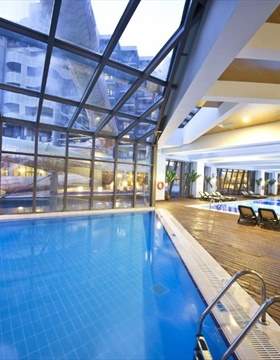 فندق ليماك لارا دي لوكس